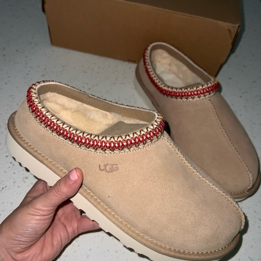 UGG Tasman Slippers